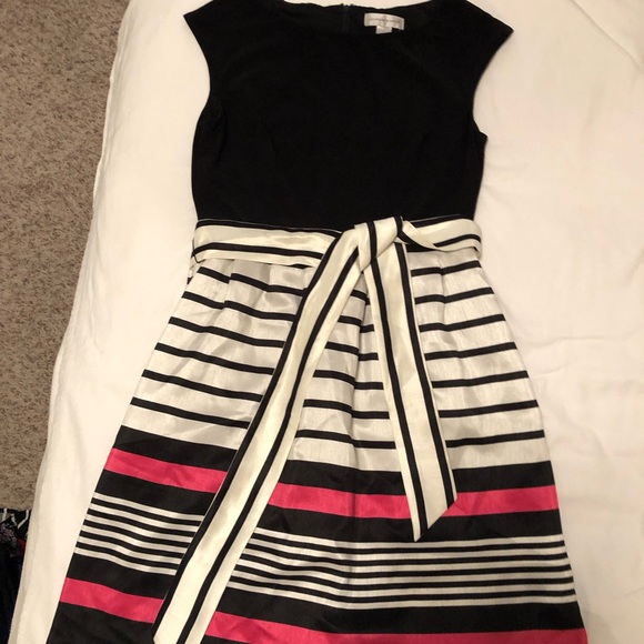 Christopher & Banks Dresses & Skirts - 💛💛Christopher & Banks Stripe Dress
